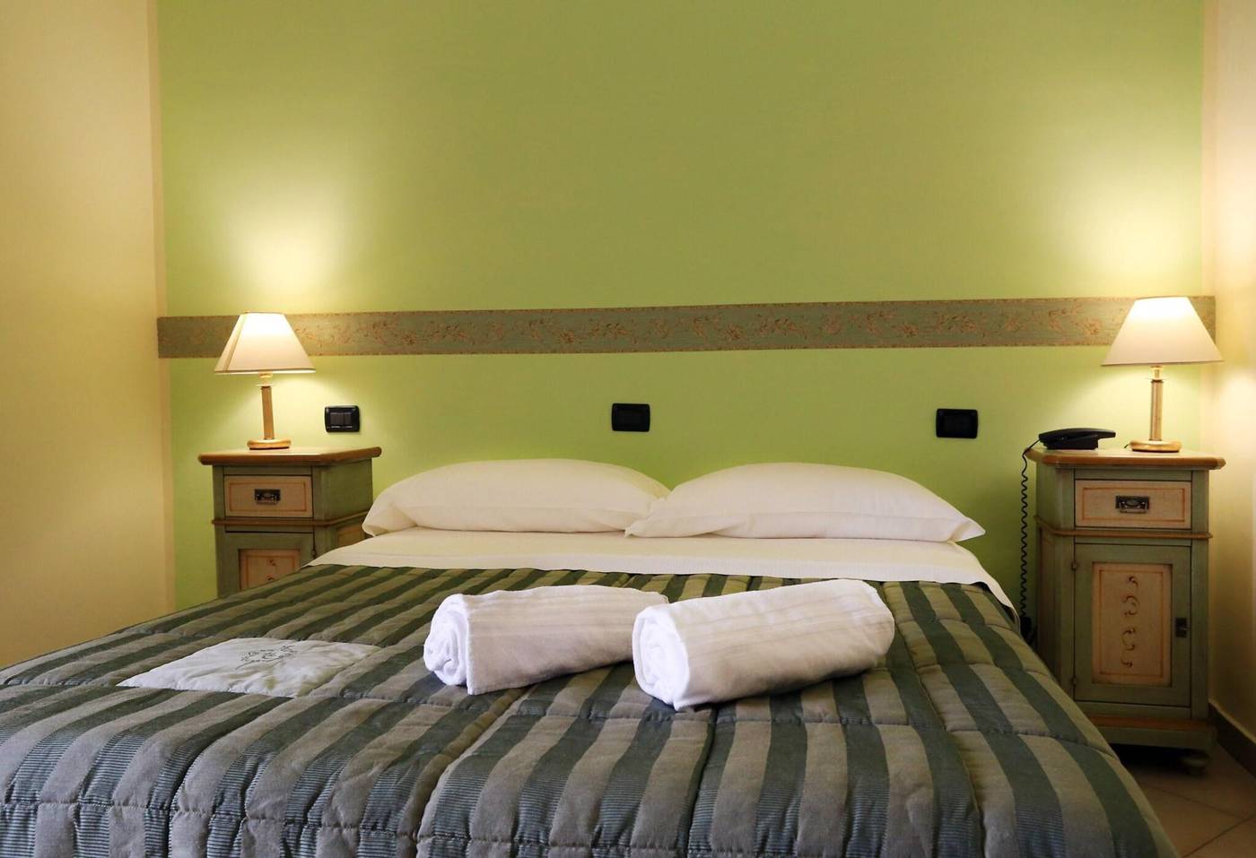 Hotel-L-Aquila-Room-11