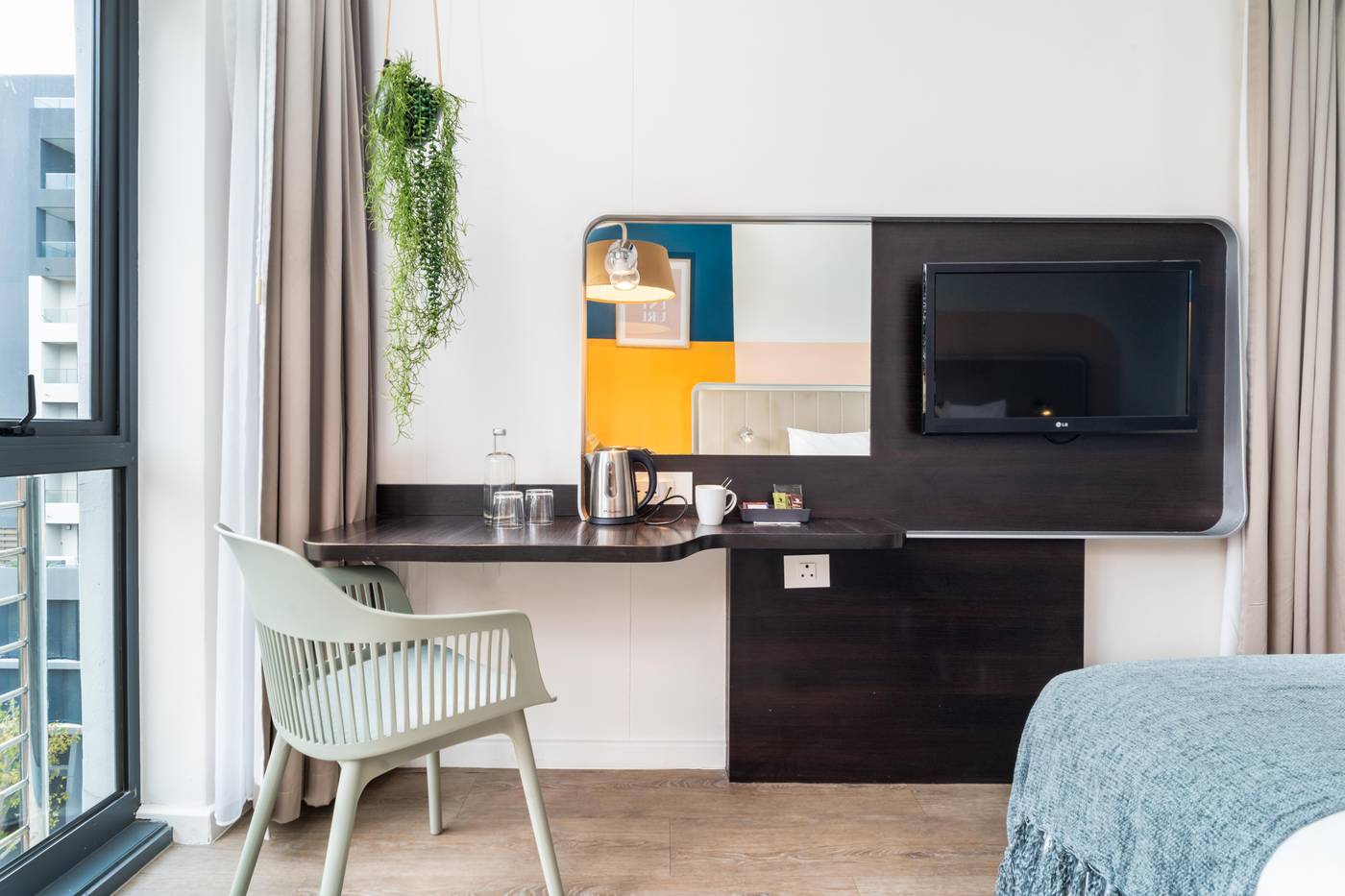 Park-Inn-by-Radisson-Cape-Town-Newlands-Room-9