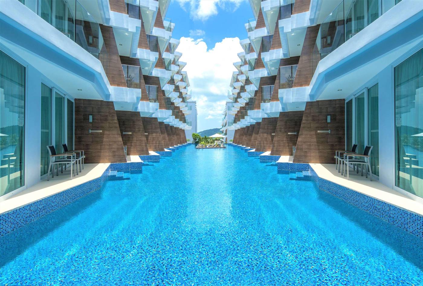 The-Beachfront-Hotel-Phuket-Pool-8
