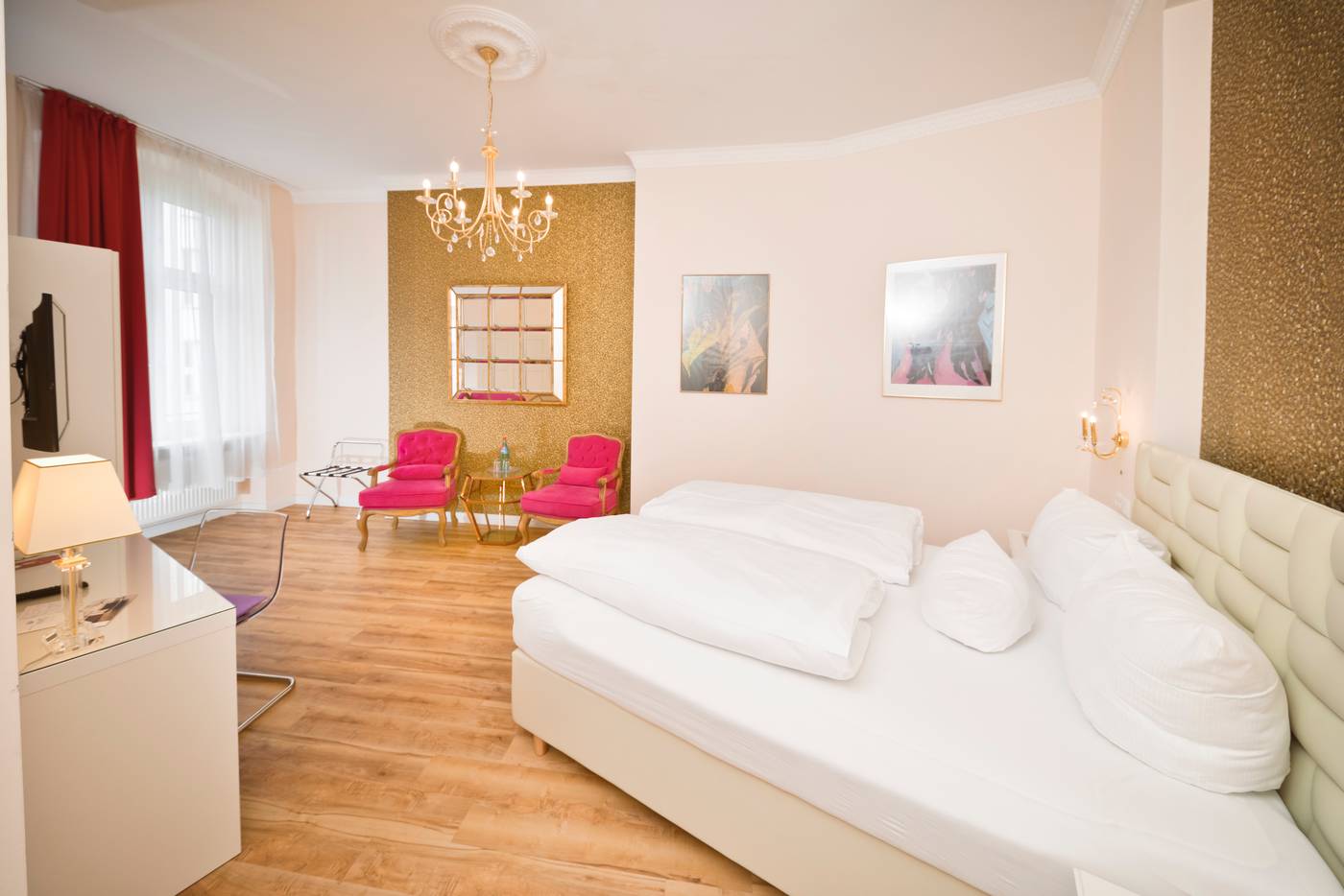 AMC-Hotel---Schoneberg-Room-21