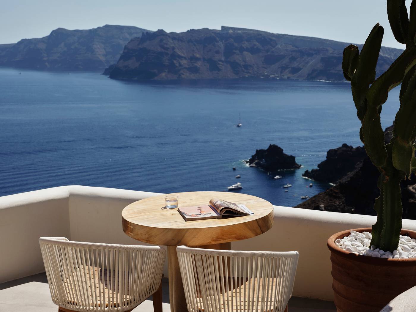 Andronis-Luxury-Suites-Room-66