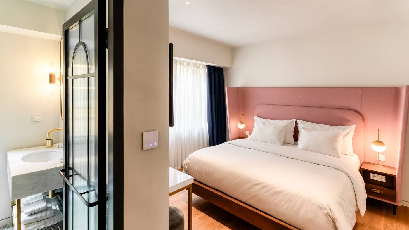 Gatsby-Athens-Room-15