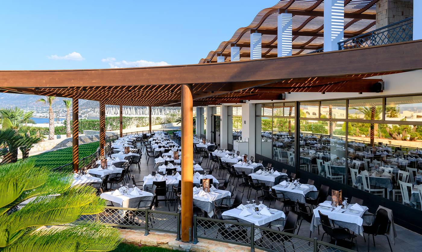 Grand Hotel Holiday Resort
