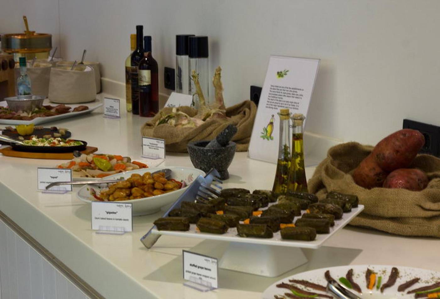 Aqua-Bay-Restaurant-24