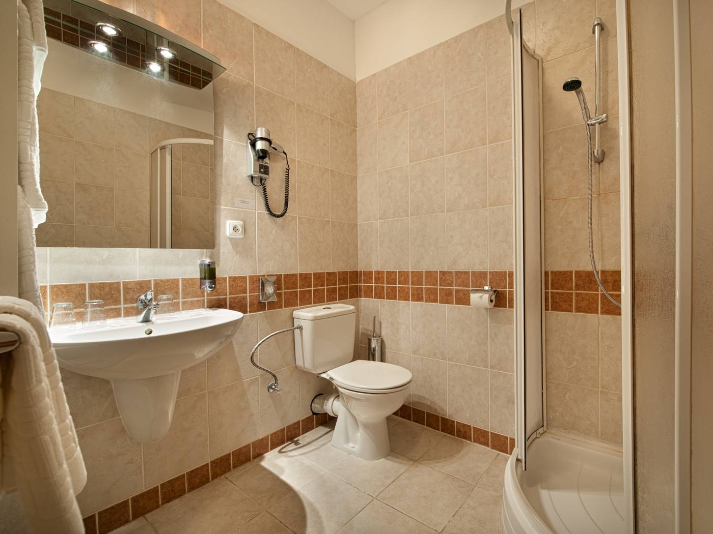 EA-Hotel-Tosca-Room-33