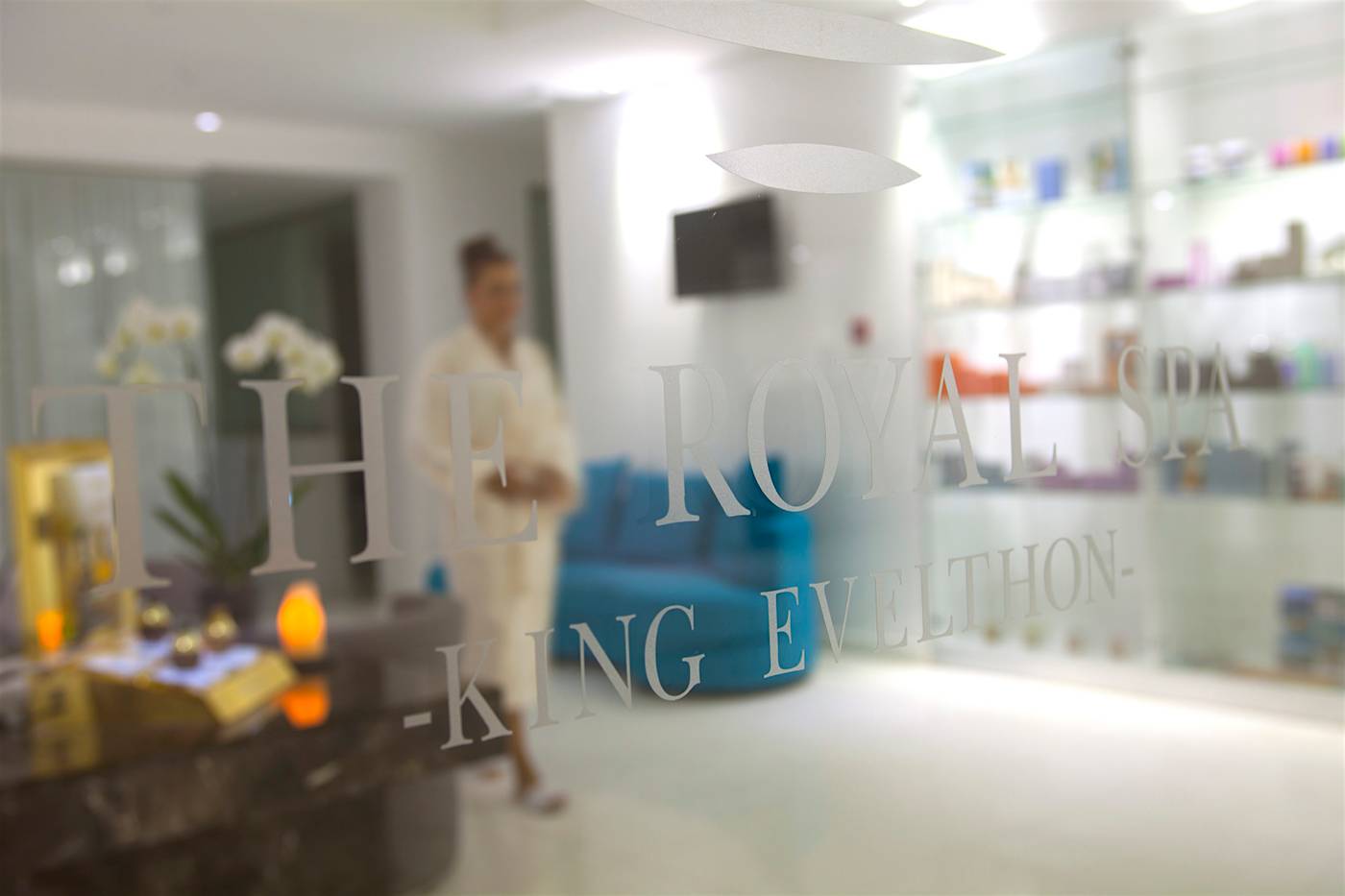 King-Evelthon-Beach-Hotel-and-Resort-Sports-and-Entertainment-46