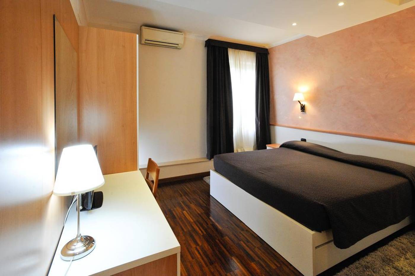 Hotel-Roma-Tiburtina-Room-25