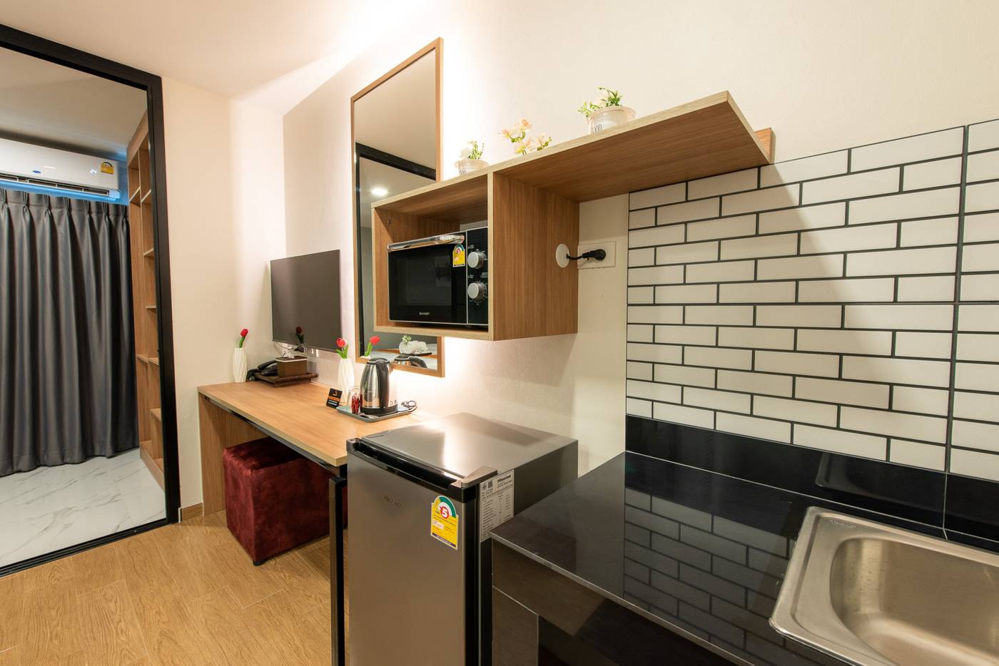 Metro-Hotel-Ratchada-36-by-ZUZU-Room-6