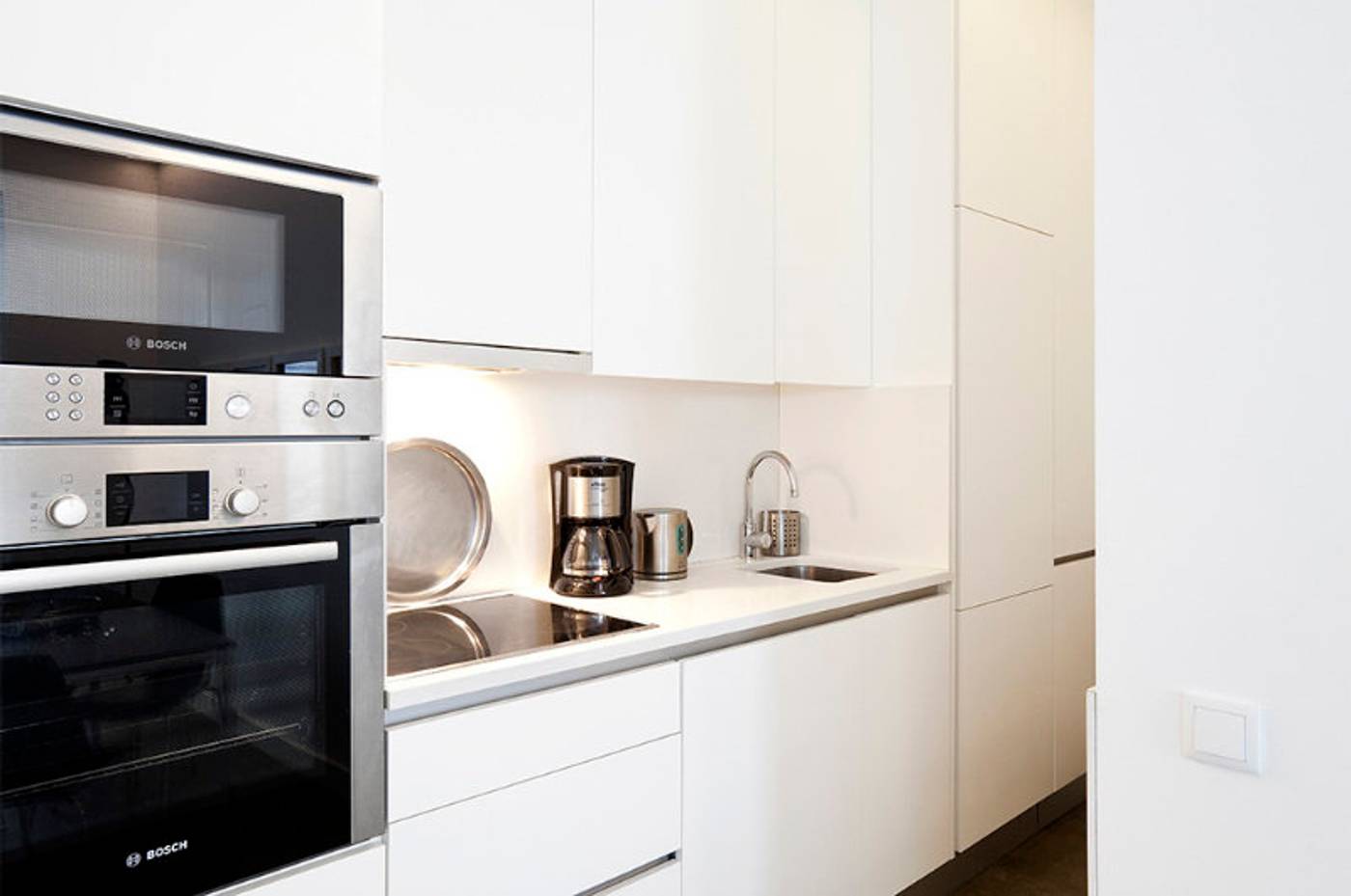 Hello-Lisbon-Santa-Apolonia-Apartments-Room-18