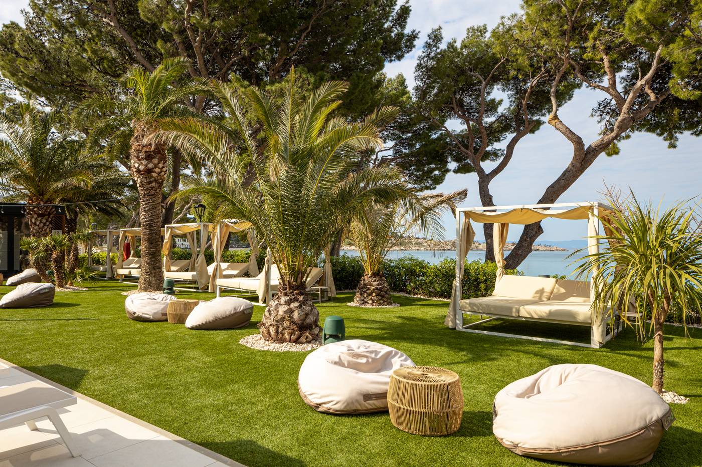 Valamar-Meteor-Hotel-Pool-9