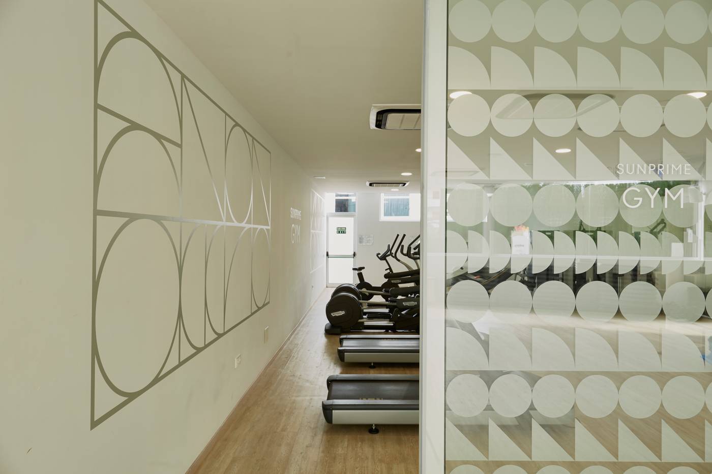 Coral-Ocean-View---Adults-Only-Sports-and-Entertainment-59