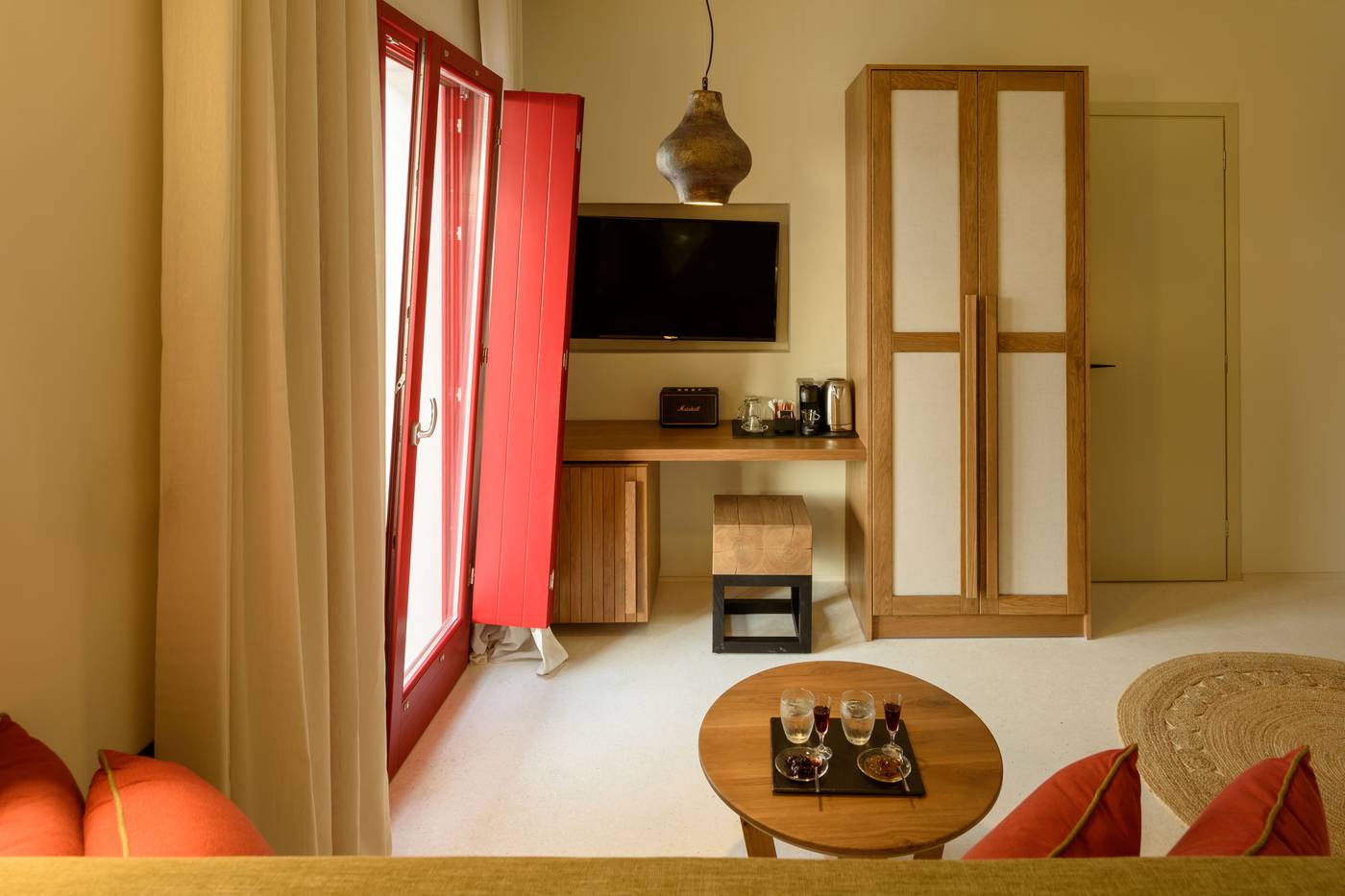 Potnia-Theron-Suites-Room-30