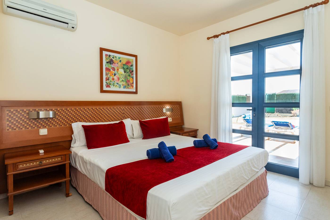 Villas-Susaeta-Room-18