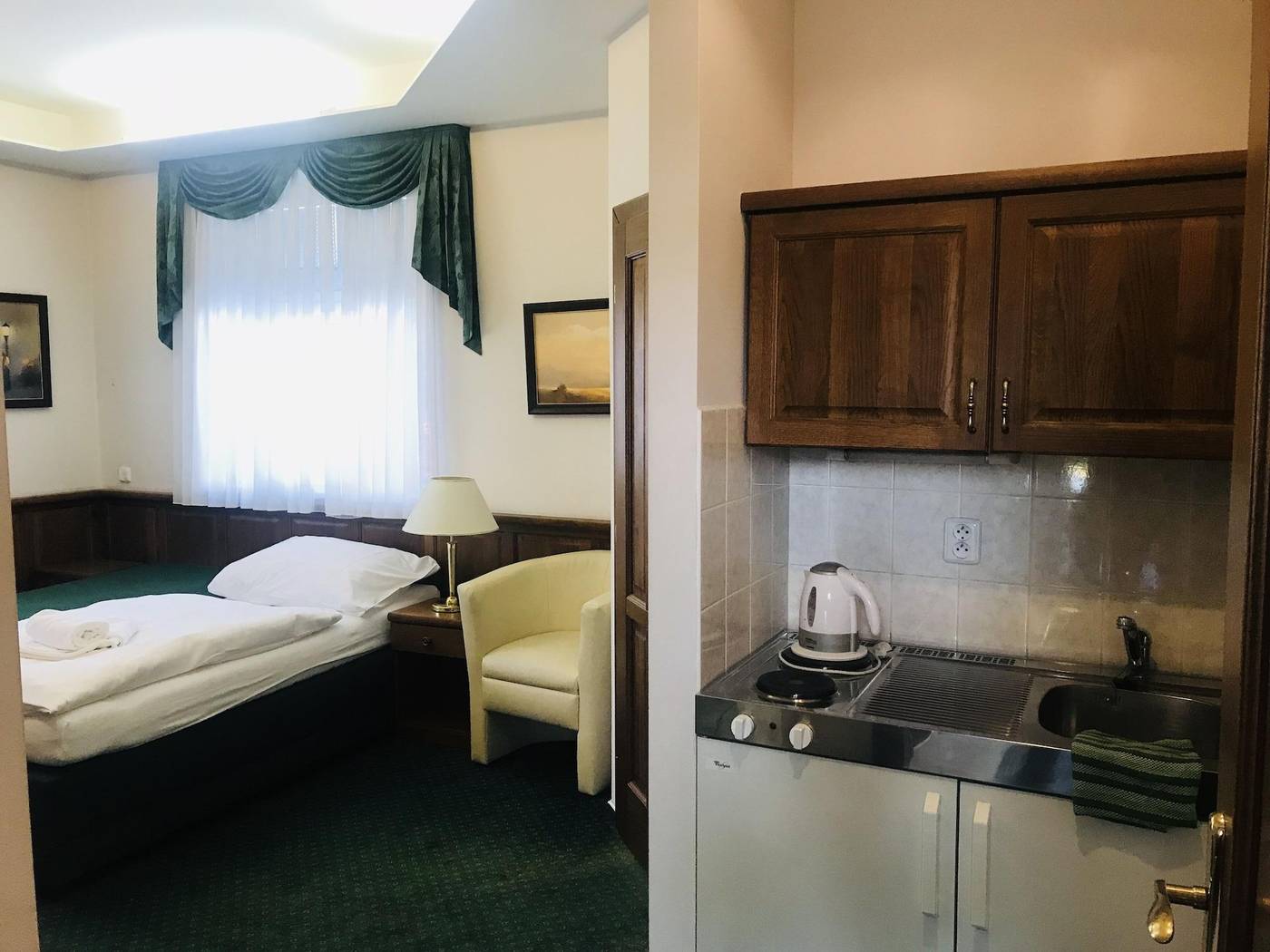 Hotel Peko-Czech Republic-PRAGUE-Room-10