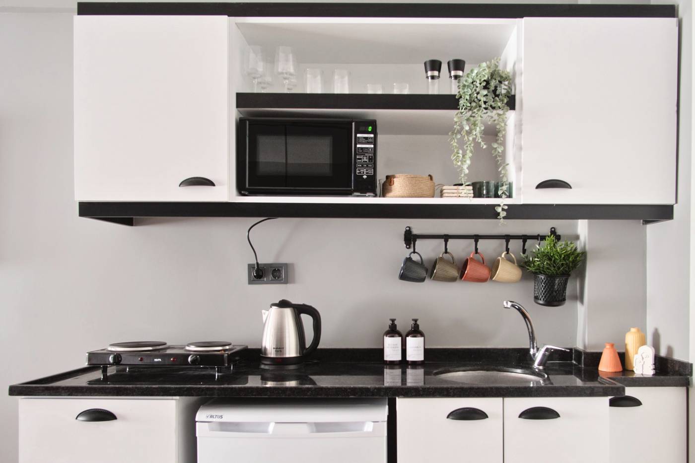 TAKS-INN-Suites-Room-56