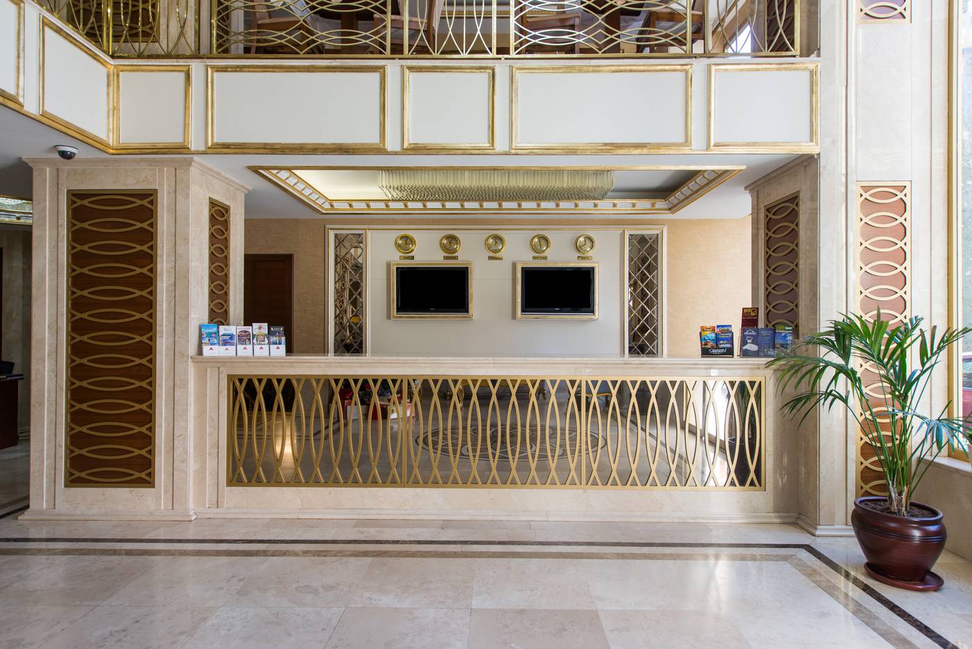 Antea-Hotel-Lobby-11