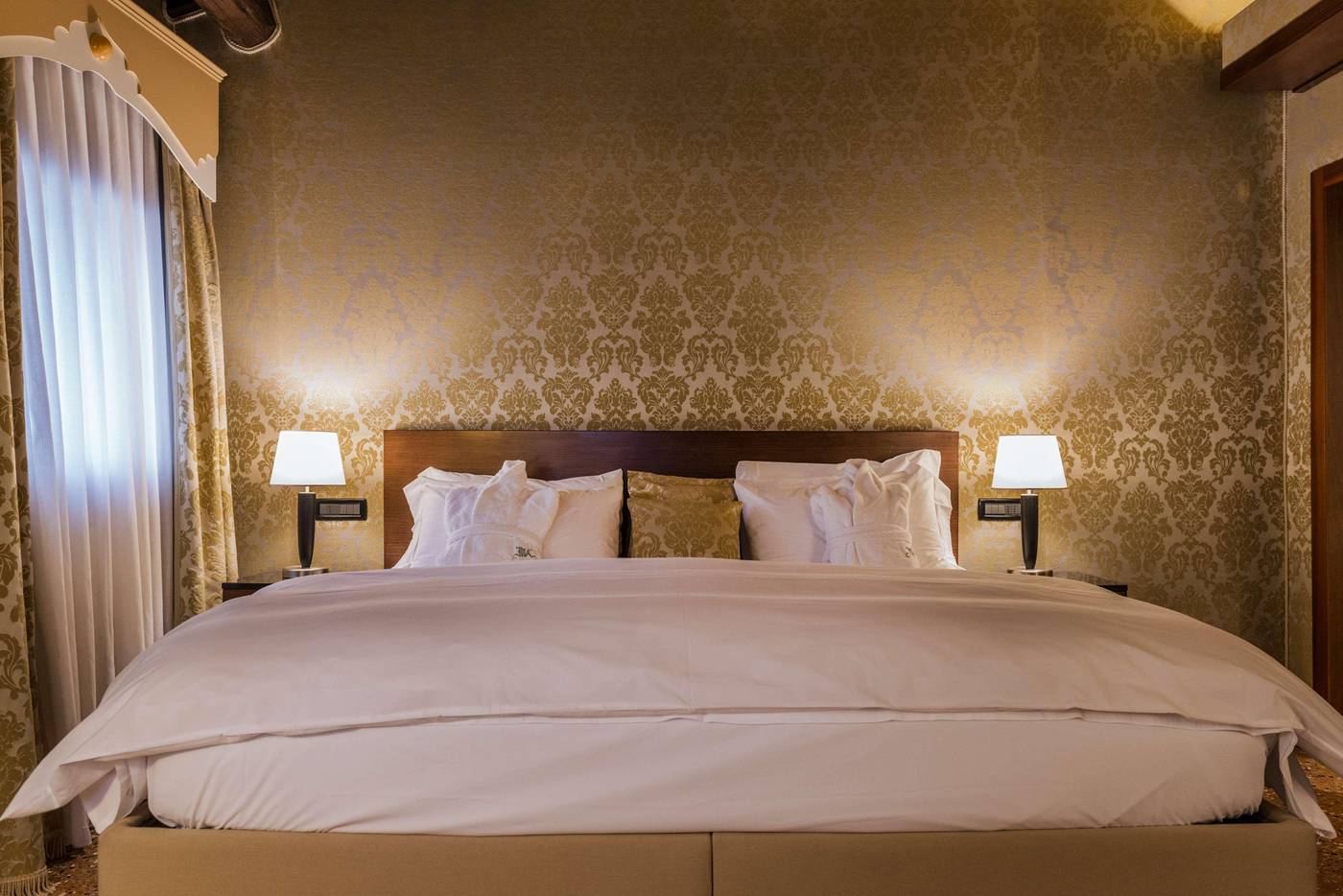 Ca--Maria-Adele-Room-45