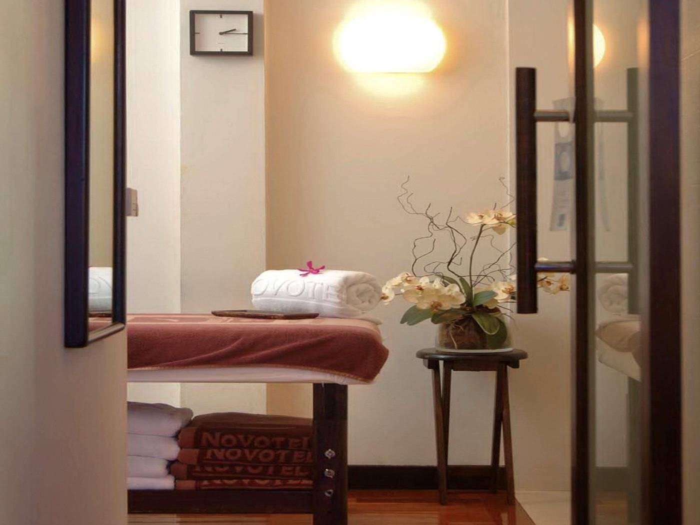 Novotel-Bangkok-on-Siam-Square-Sports-and-Entertainment-62