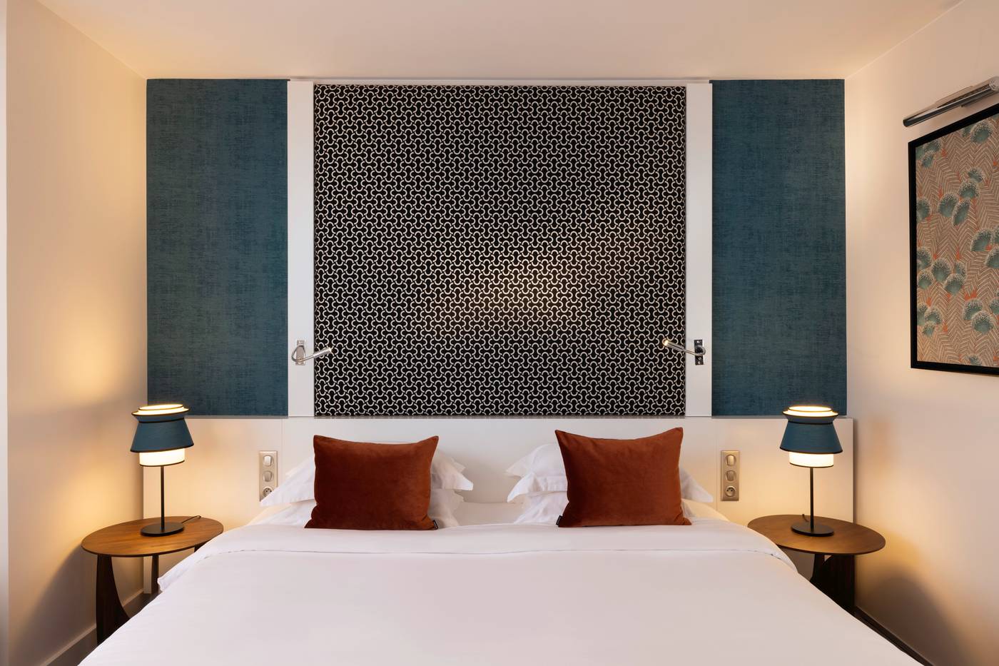 La-Villa-Maillot---Arc-de-Triomphe-Room-45