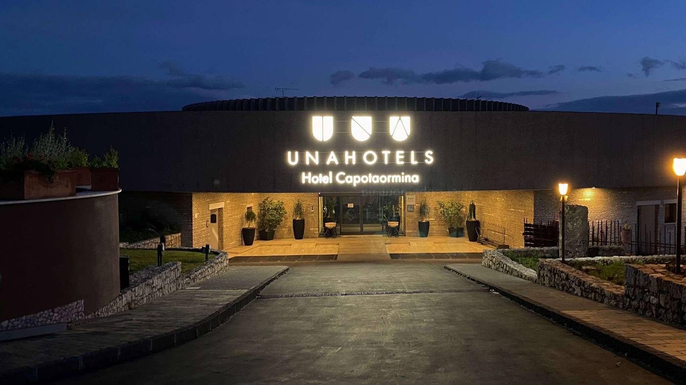Unahotels-Capotaormina-General-view-18