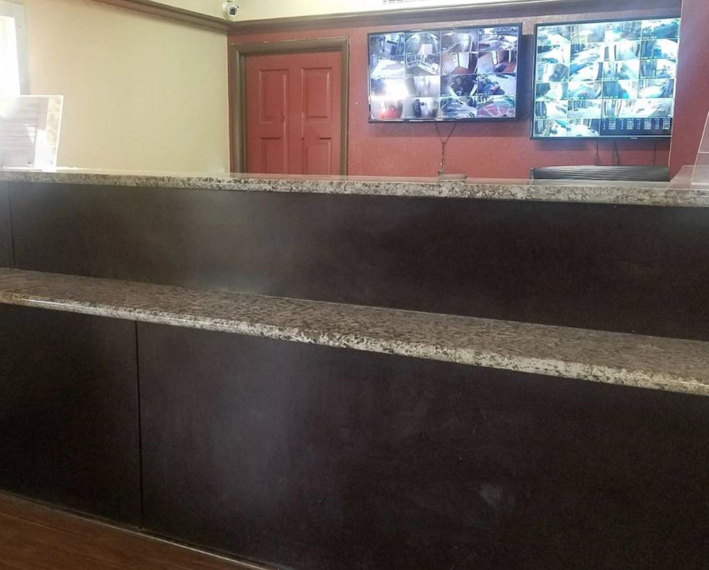 Red Roof Inn & Suites Houston - Hobby Airport-United States-HOUSTON-Lobby-8