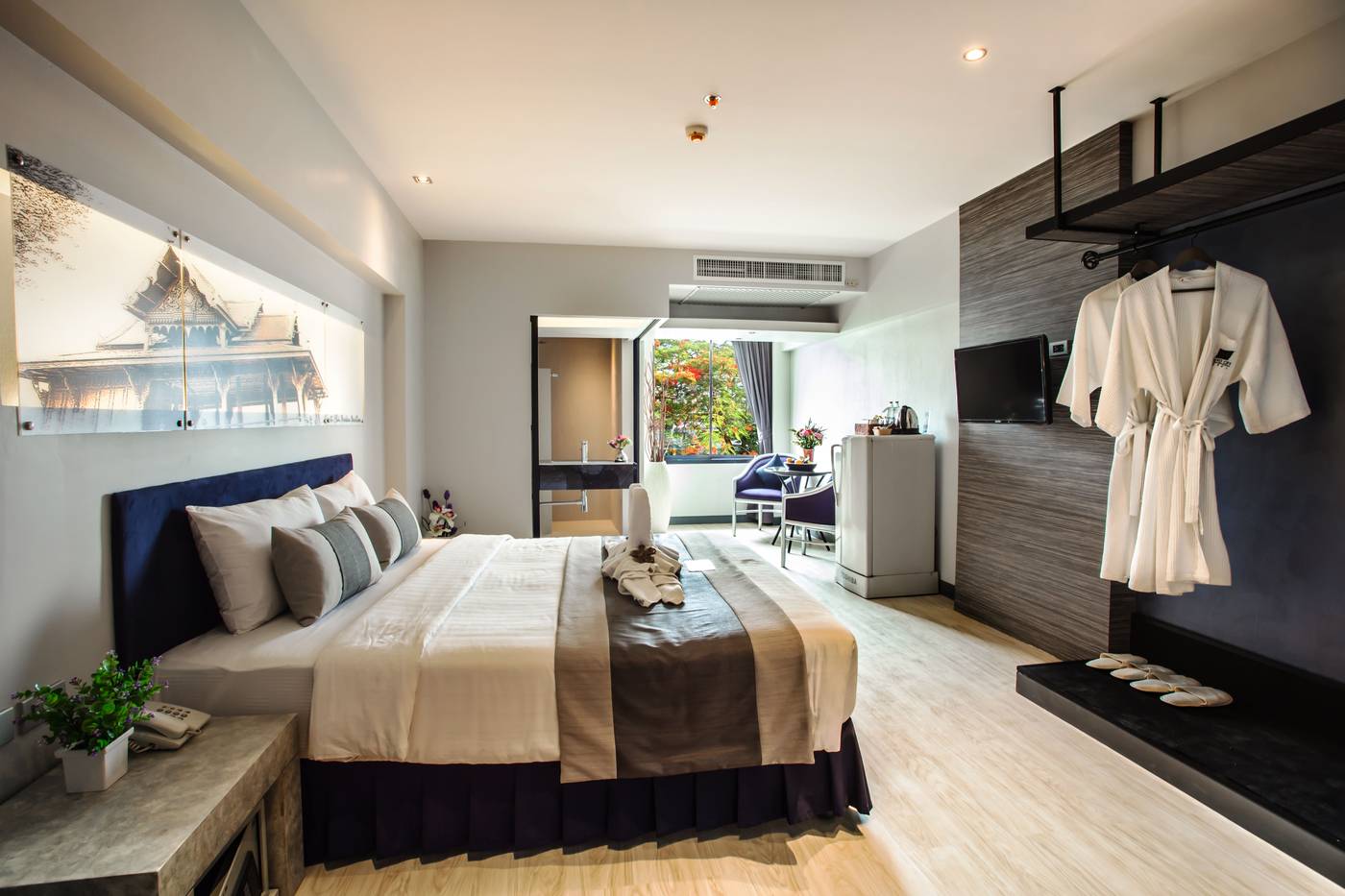 Nouvo-City-Hotel-Room-6