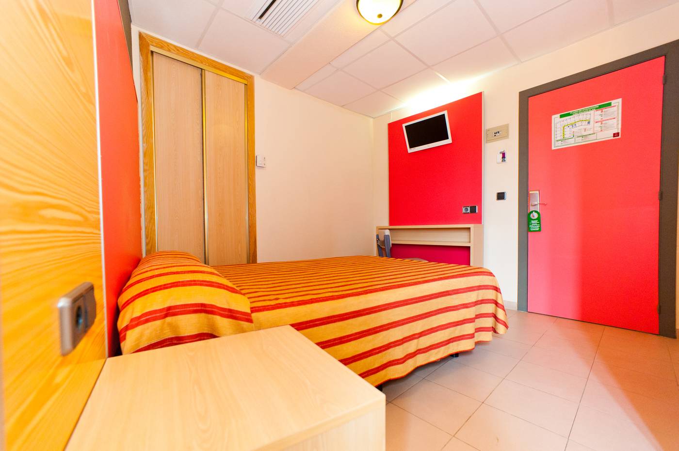 The-Red-Hotel-by-Ibiza-Feeling-Room-20