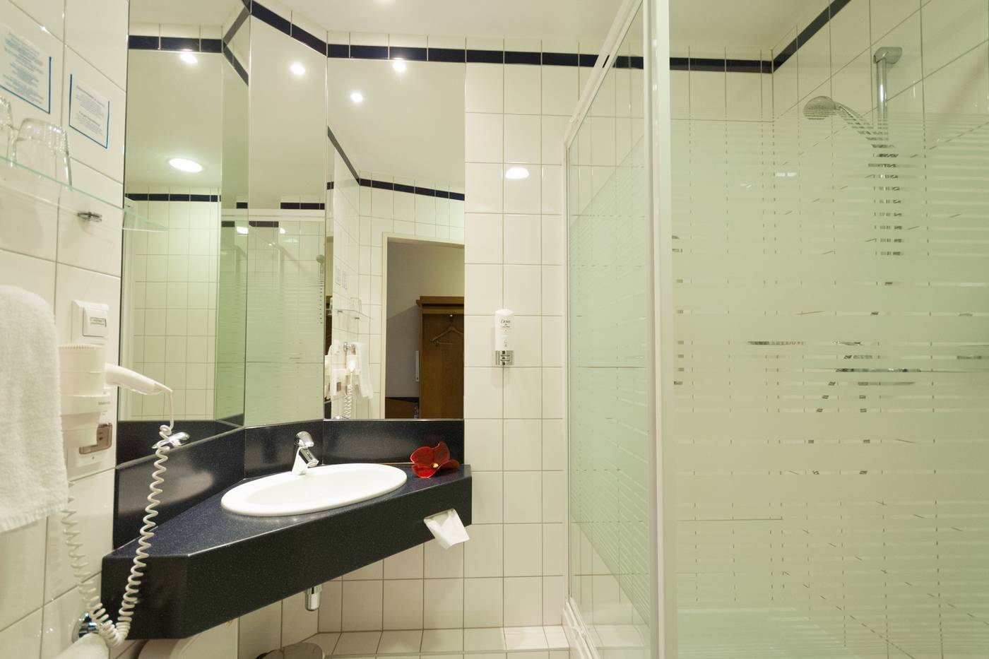 Express-Krakow-Hotel-Room-21