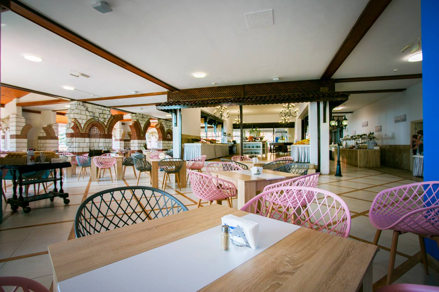 Elenite-Holiday-Village-Restaurant-34