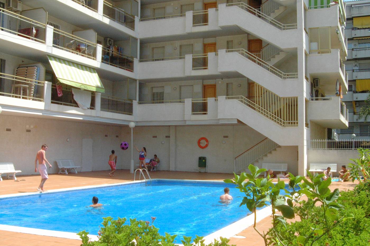 Decathlon-Pentathlon-Marathon-Pool-6