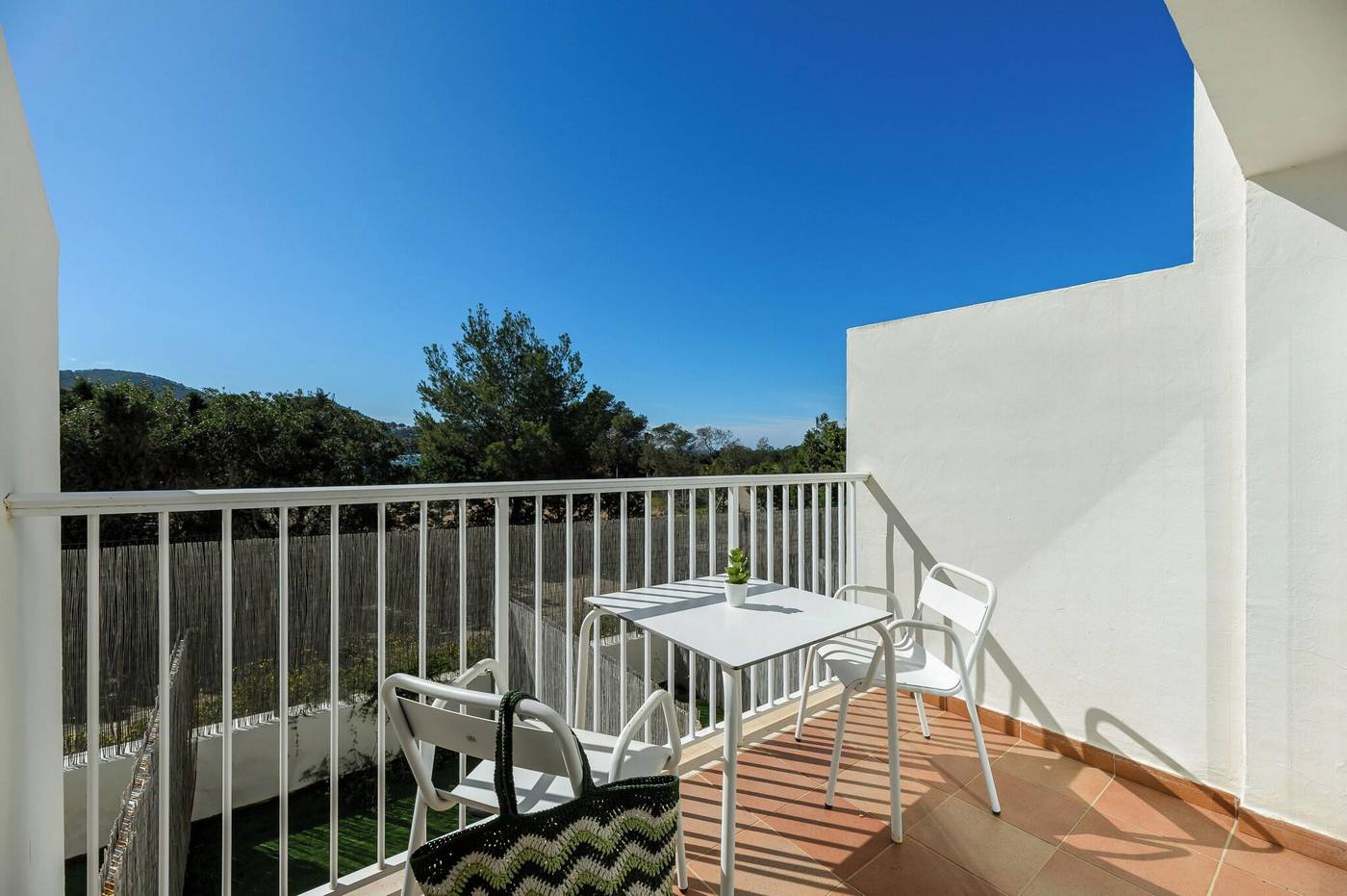 Playasol-Cala-Tarida-Room-61