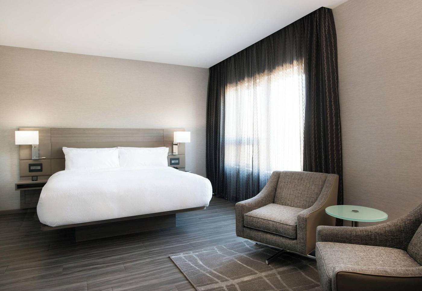 AC-Hotel-Boston-Cambridge-Room-21