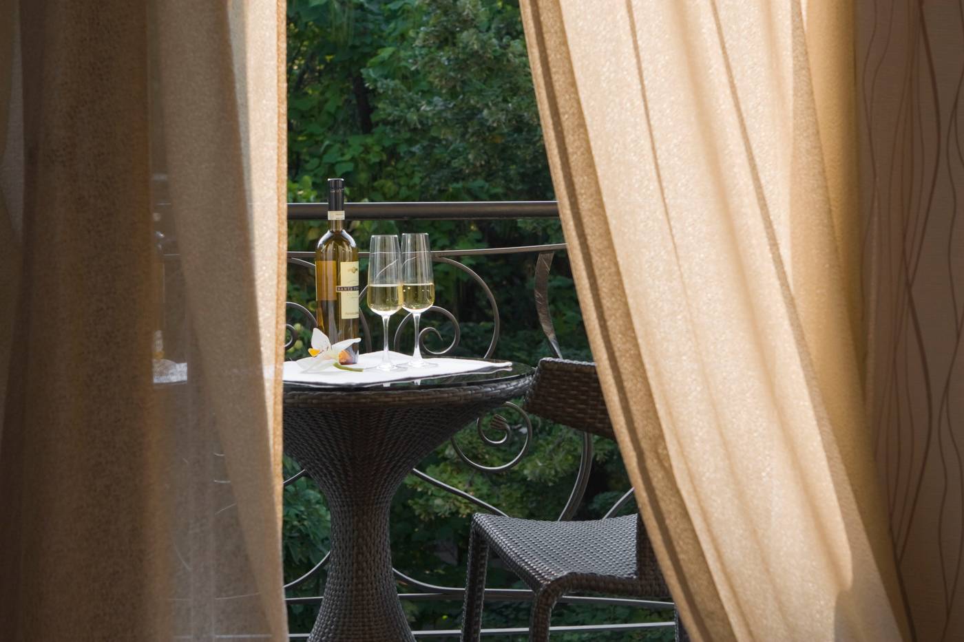 Famous House-Bulgaria-PLOVDIV-Room-7