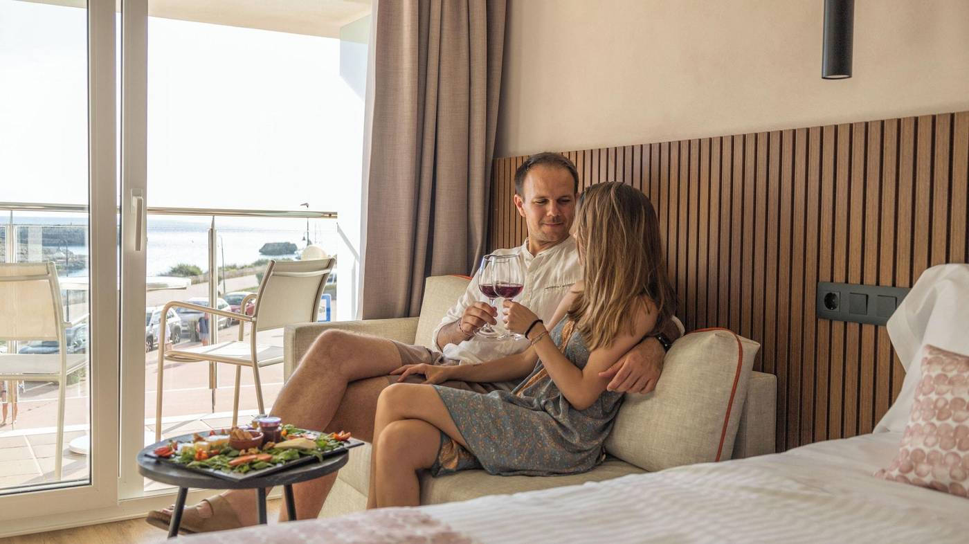 Port-Ciutadella-Room-24