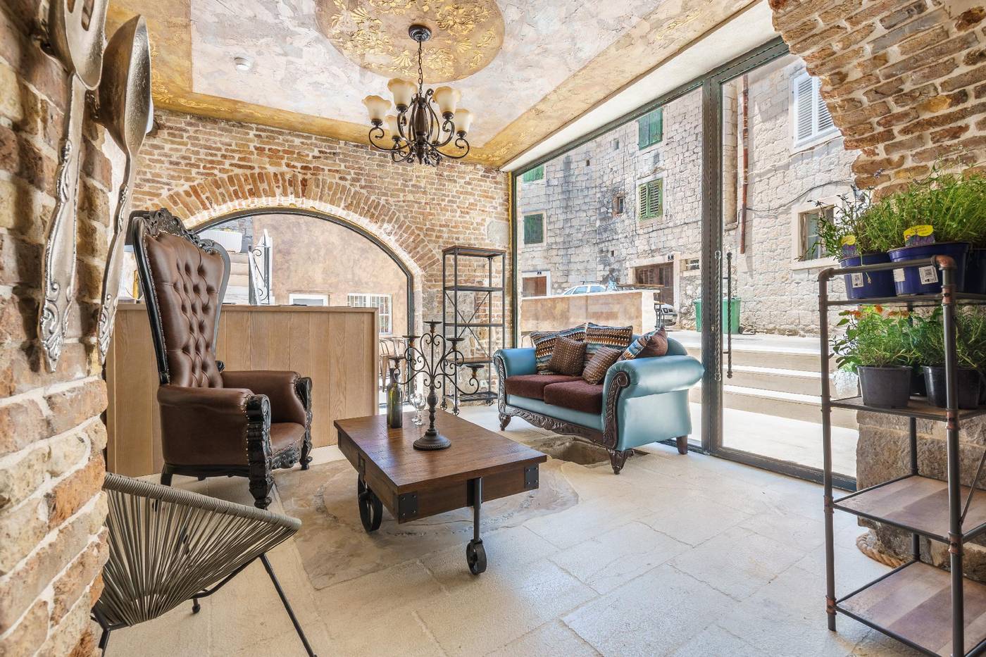 Heritage Palace Varos - Quaint & Elegant Hotels-Croatia-SPLIT-General view-1