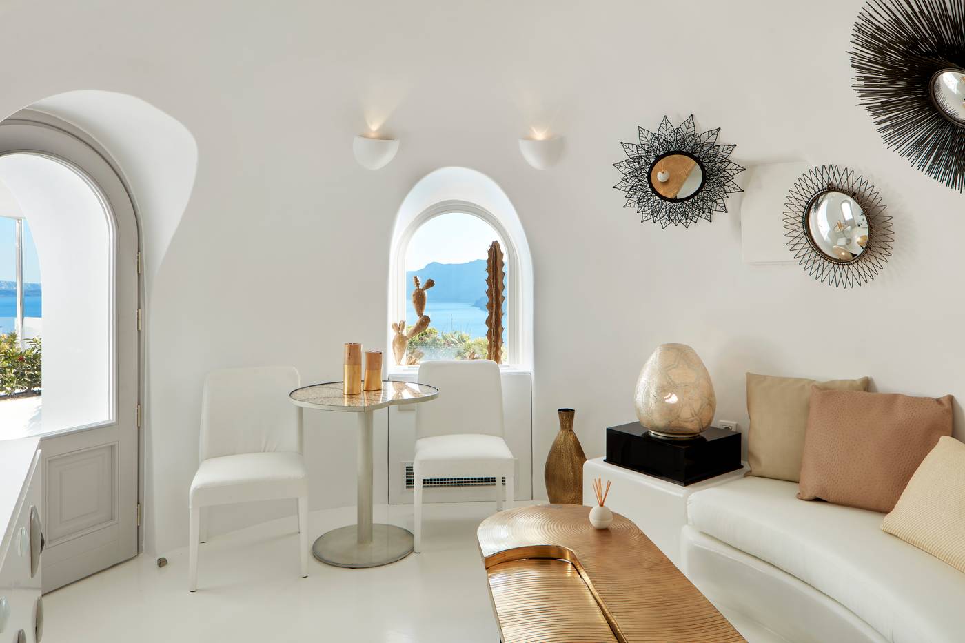 Canaves Sunday-Greece-OIA - SANTORINI-Room-10