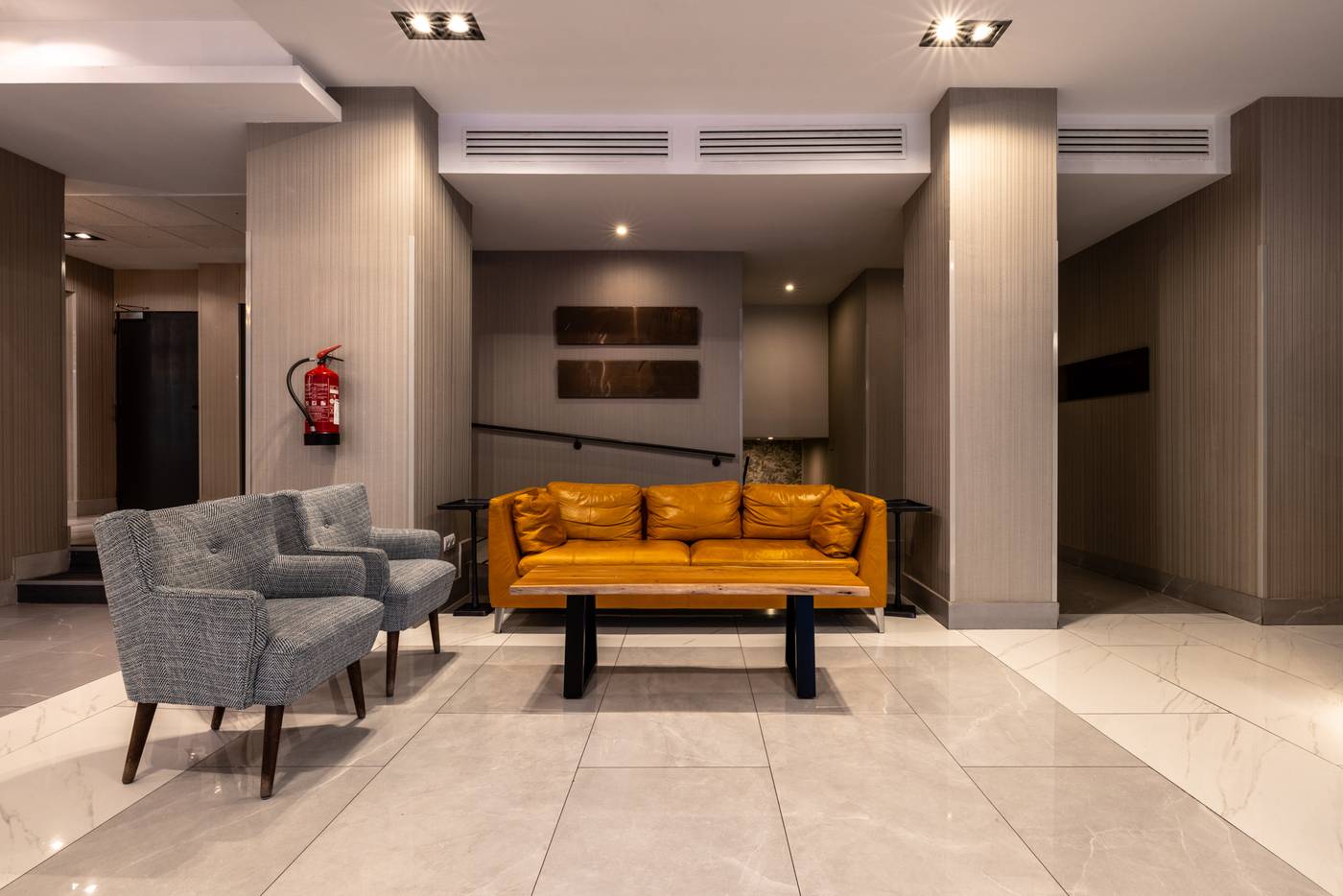 Avenida-Gran-Via-Lobby-4