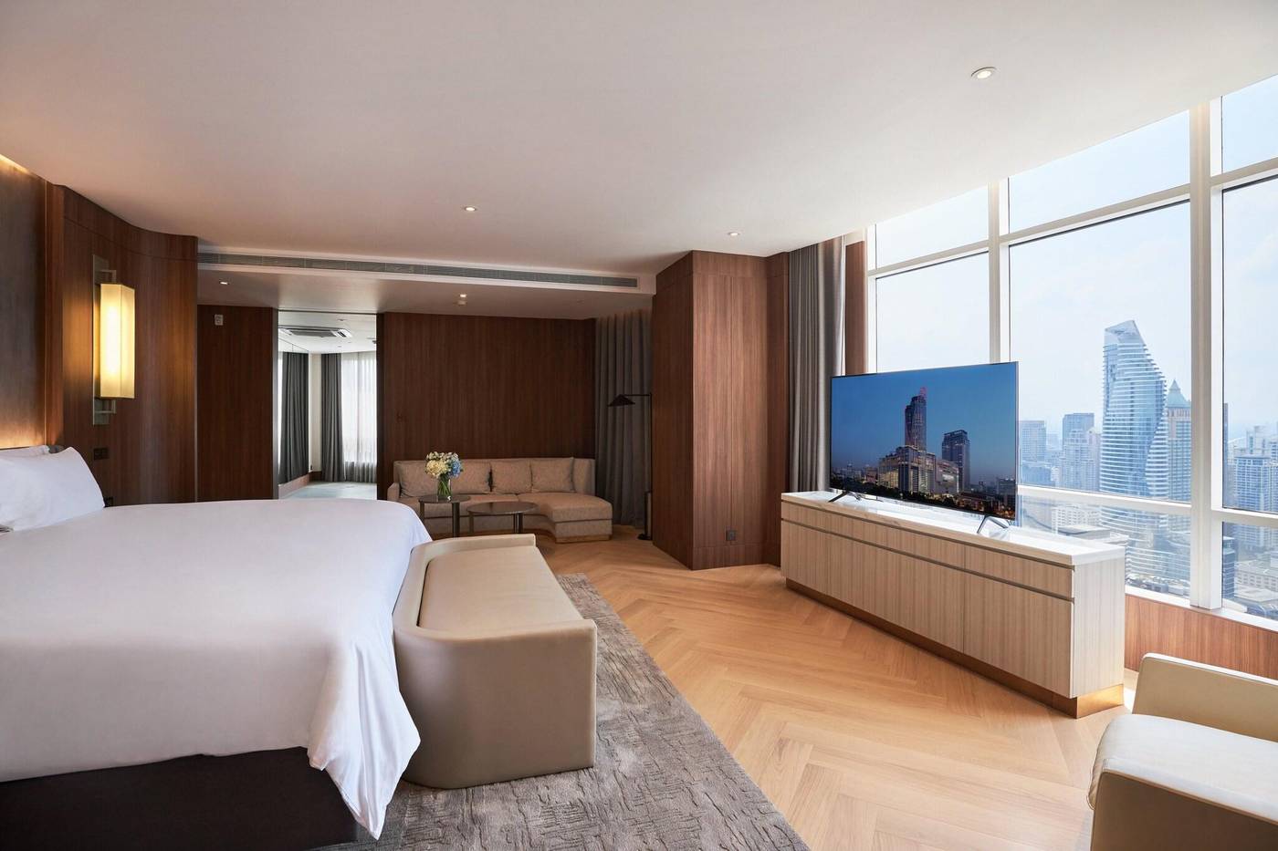 Centara-Grand-at-CentralWorld-Room-37