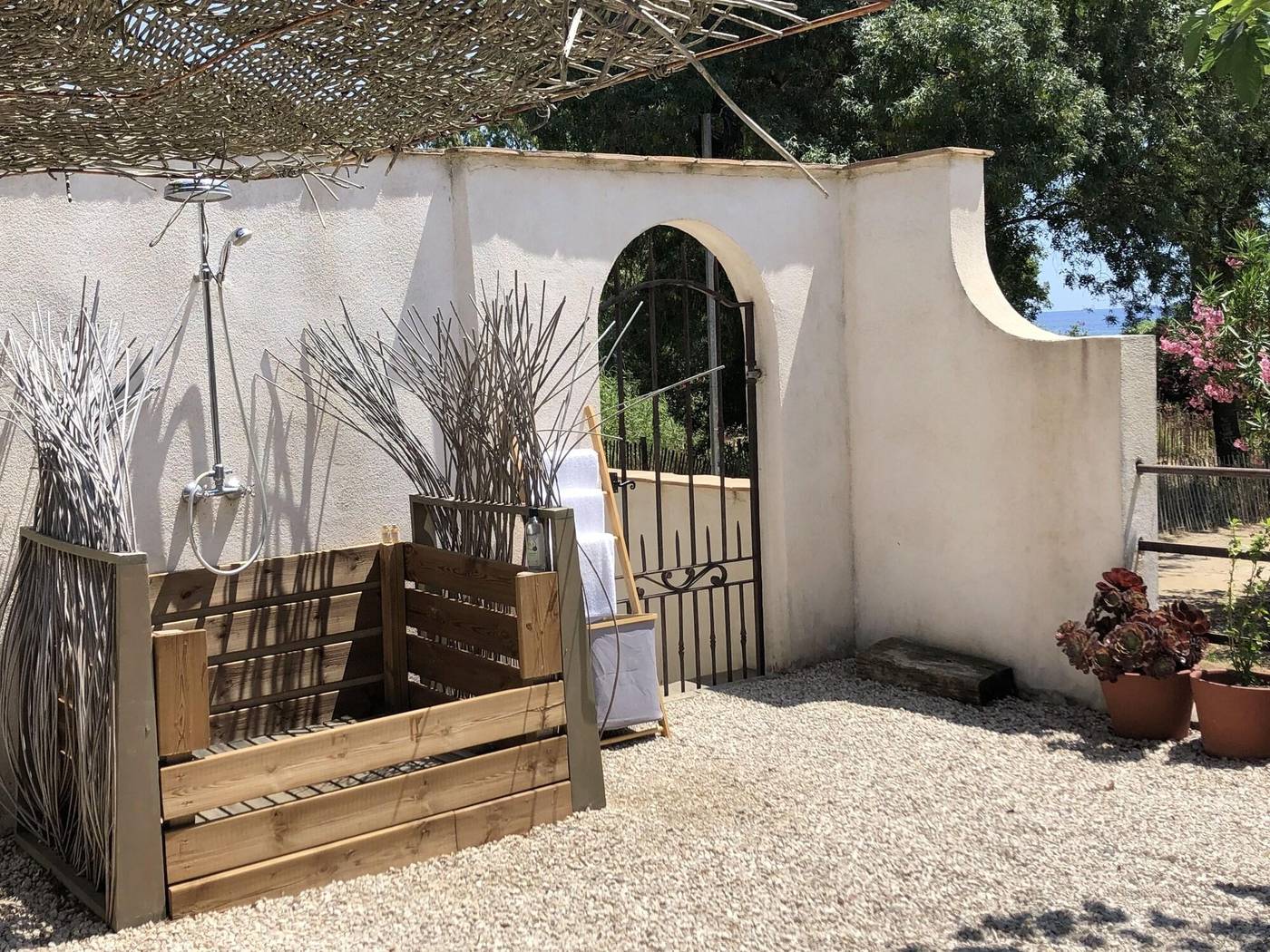 Le-Clos-Des-Sept-Palmiers-General-view-15