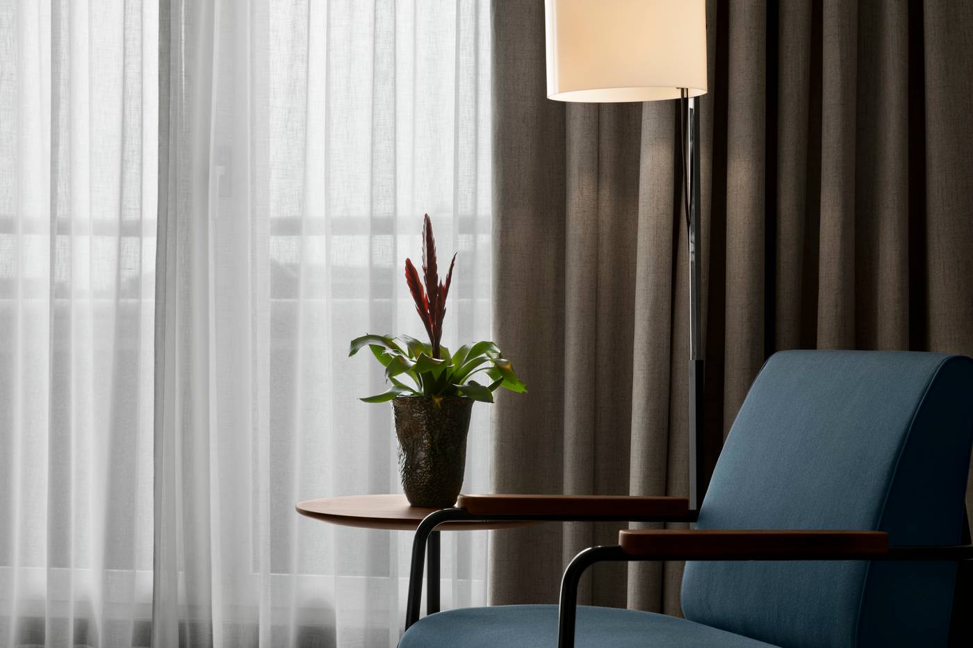 NH-Collection-Amsterdam-Flower-Market-Room-56