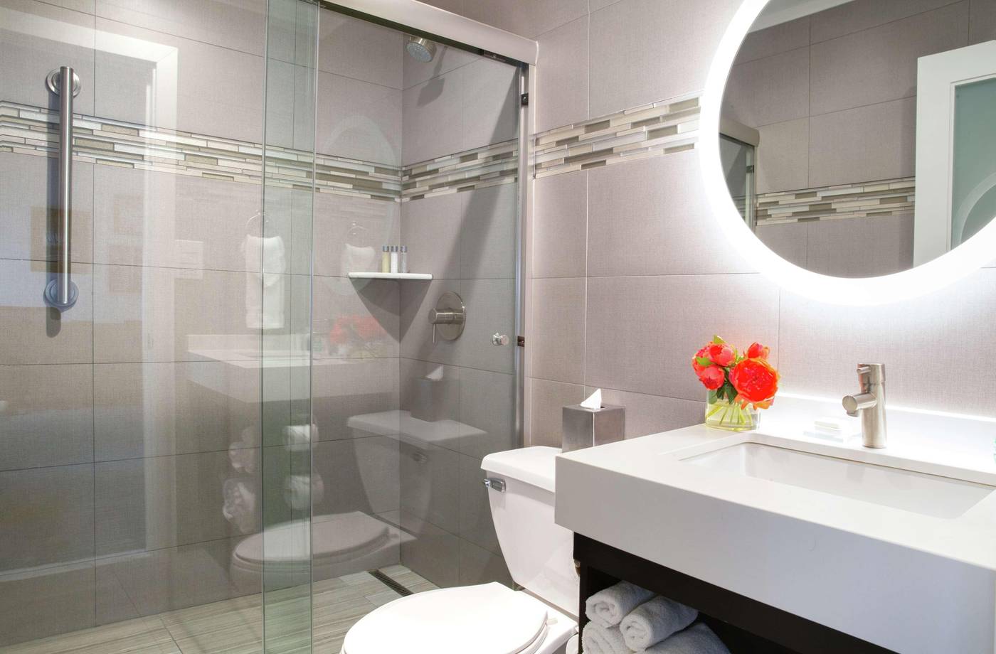 Martinique-New-York-on-Broadway--Curio-By-Hilton-Room-43