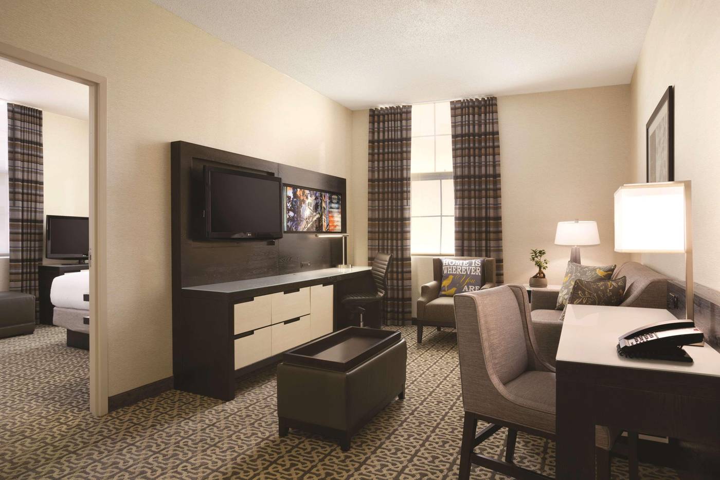 Doubletree-by-Hilton-Boston-Downtown-Room-11