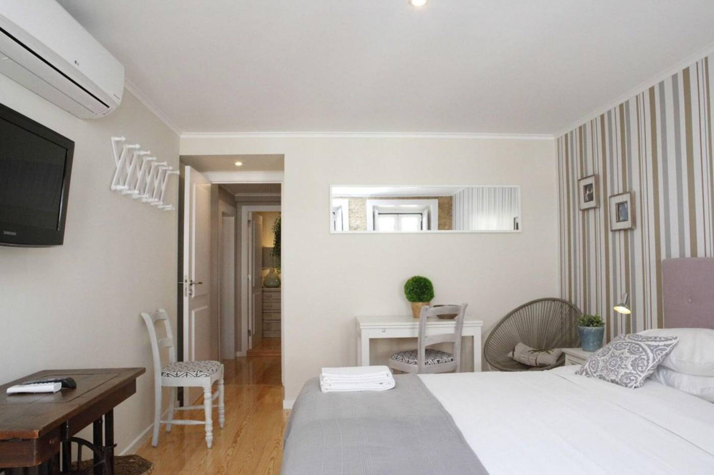 Flores-Guest-House-Room-43