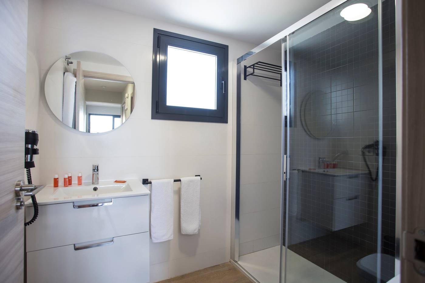 MC-Maryciel-Apartments-Room-14