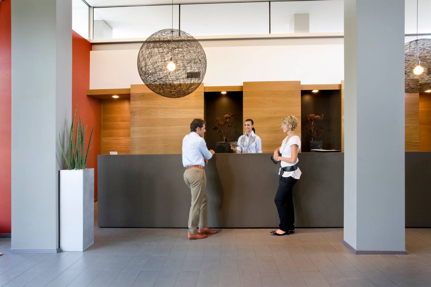 Mod 5 Living Hotel-Italy-Sandra Di Castelnuov-Lobby-1