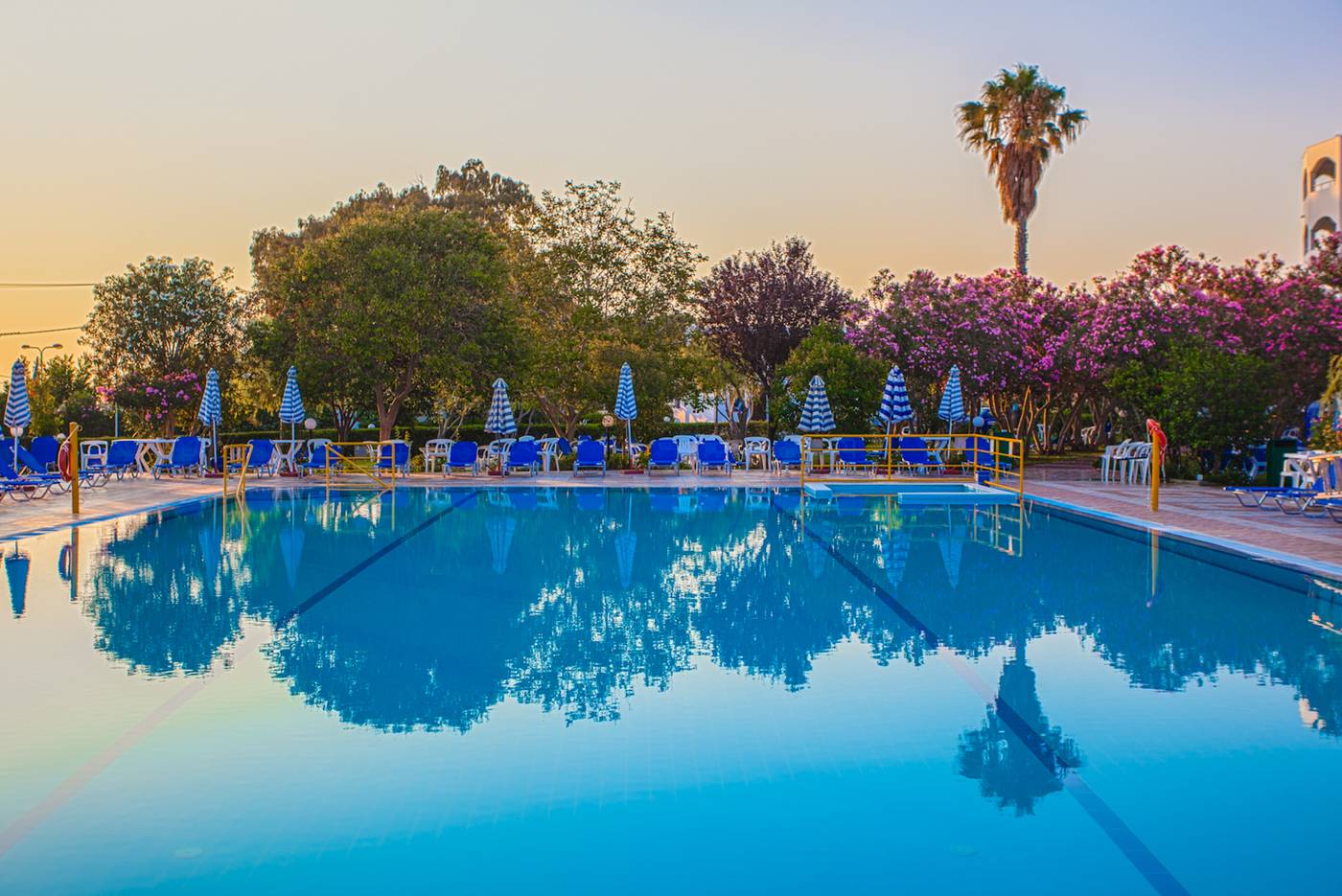 Continental-Palace-Pool-12