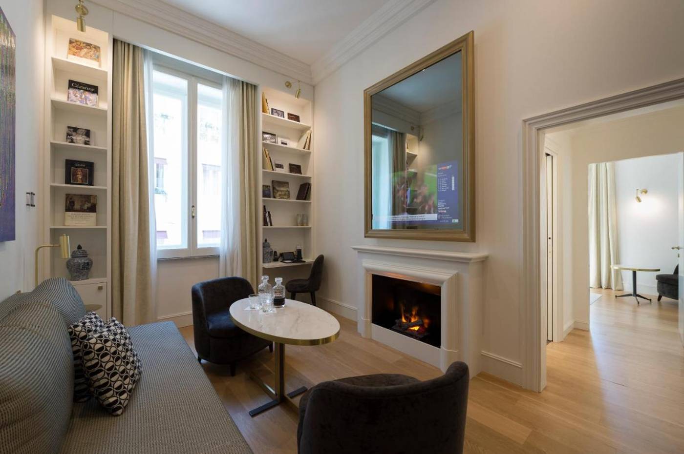 Elizabeth-Unique-Hotel-Room-31