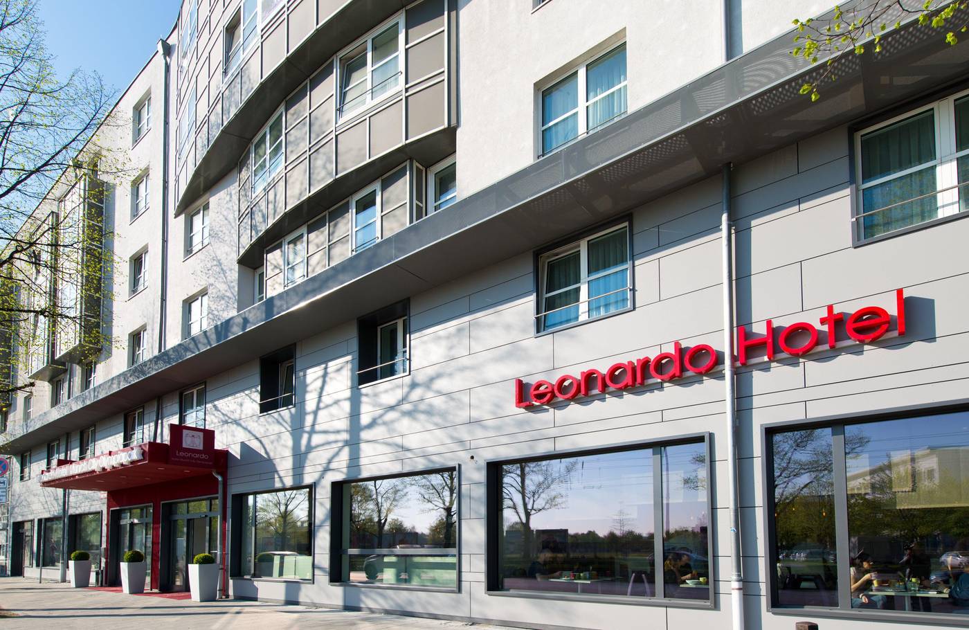 Leonardo-Hotel-Munich-City-Olympiapark-General-view-2