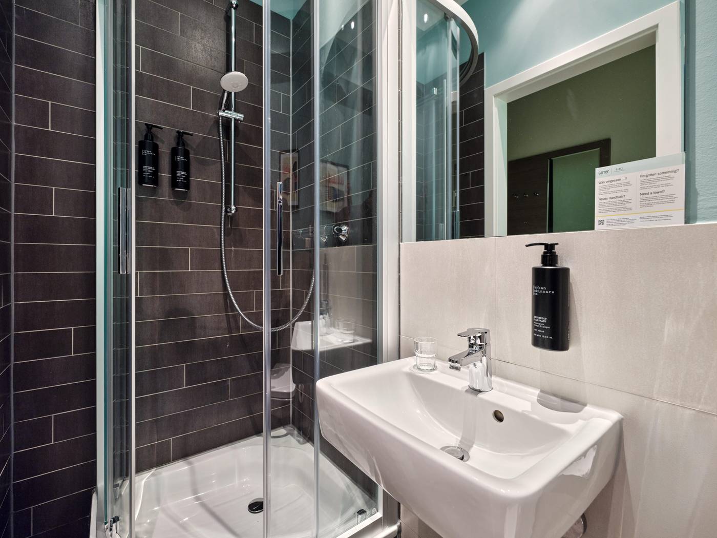 Hotel-City-B-Room-65