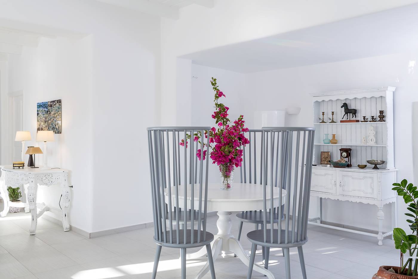 Archipelagos-Hotel-Lobby-44